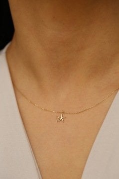 Altın Minimal Deniz Yıldızı Kolye