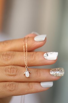 Minimal Opal Beyaz Taşlı Penguen
