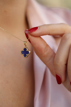 Mavi Yonca Altın Kolye