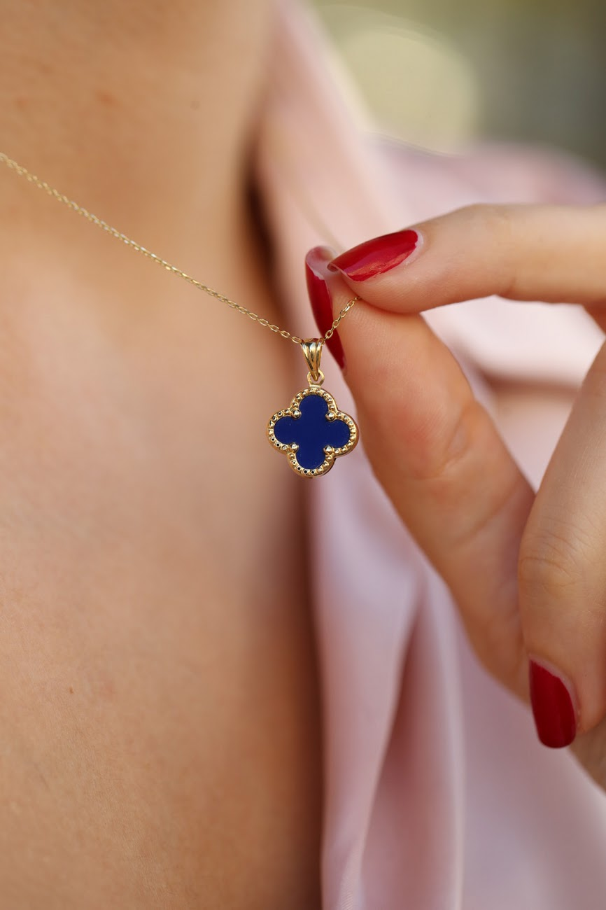 Mavi Yonca Altın Kolye