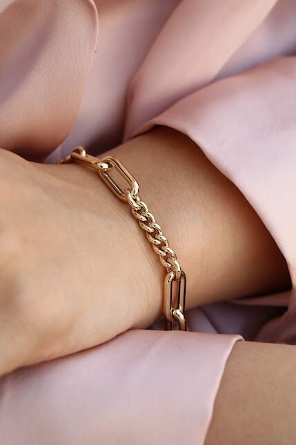 İtalyan Halkalı Altın Bileklik