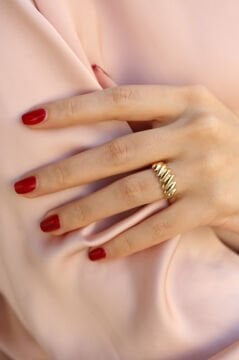 Şık Taşsız Altın Yüzük