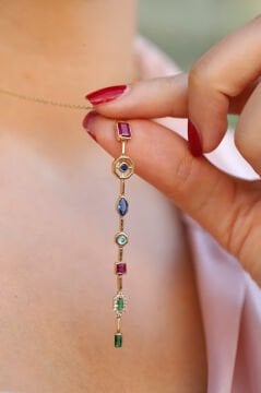 Renkli Taşlı Altın Kolye